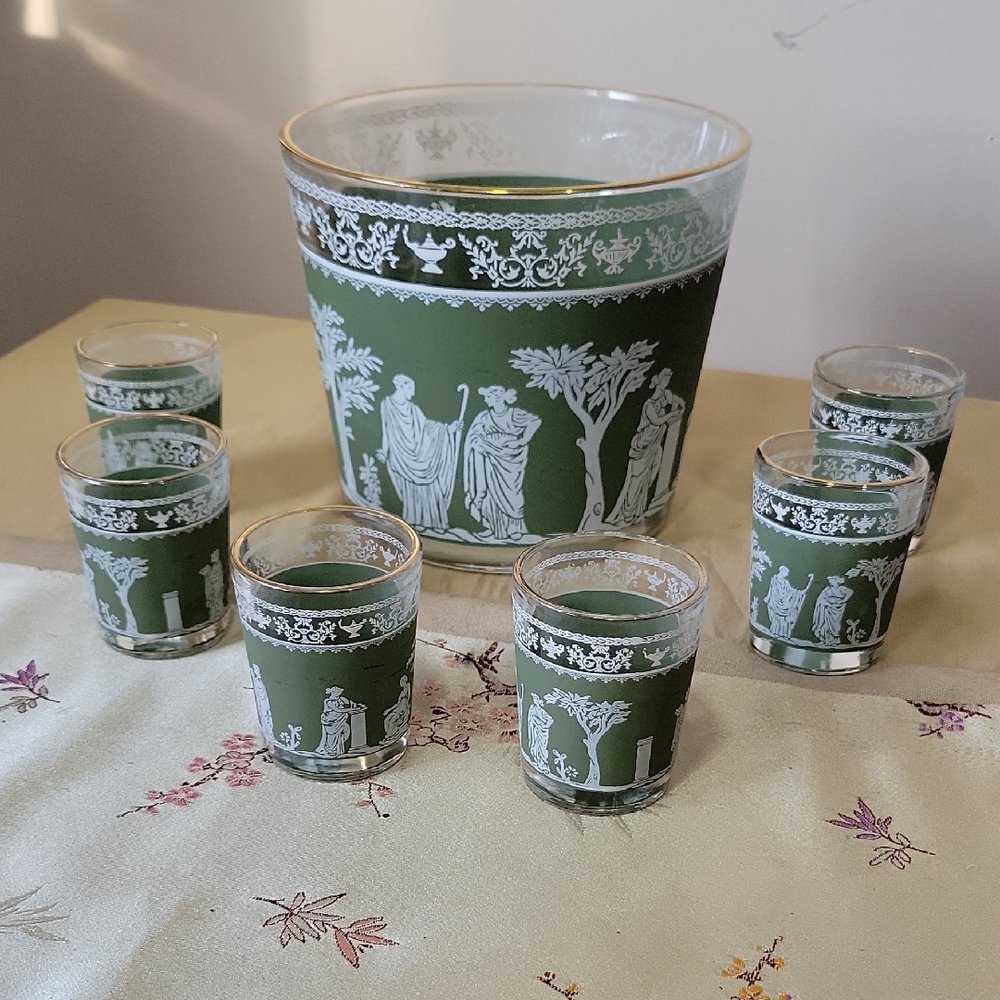 Vintage Jeanette Hellenic Green Jasperware Ice Bucket & Shot Glasses